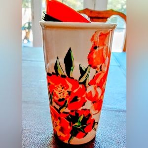 Starbucks red flowered 💐 tumbler with lid like new